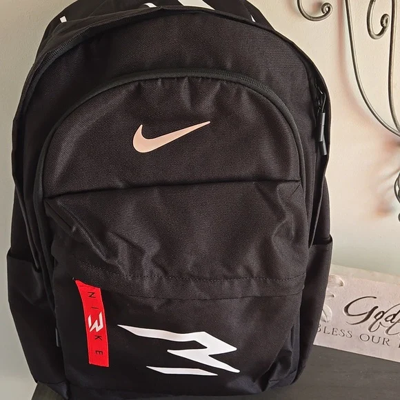 Nike 3 Brand Deluxe Backpack - Picture 9 of 10
